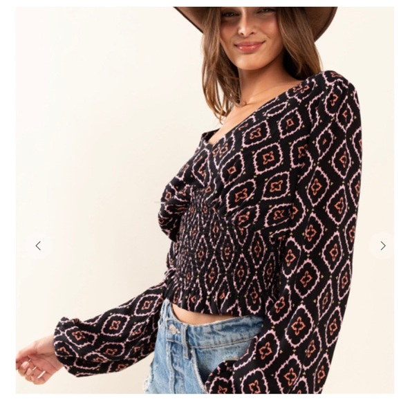 06 Boho Print Deep V-Neck Long Sleeve Top - Picture 3 of 6